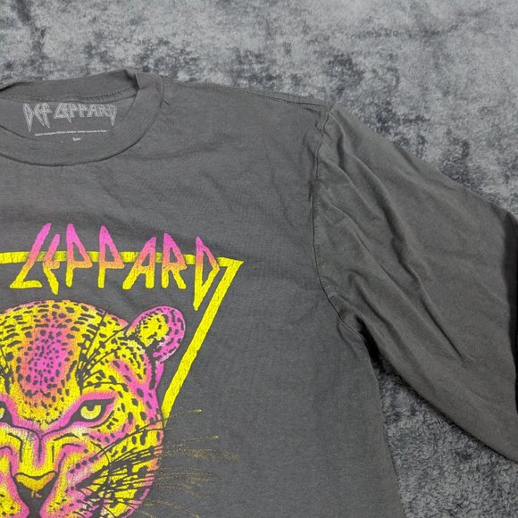 Def Leppard Shirt Adult Medium Gray Pullover Long Sleeve 1983 Art Music Band Tee - Picture 5 of 16